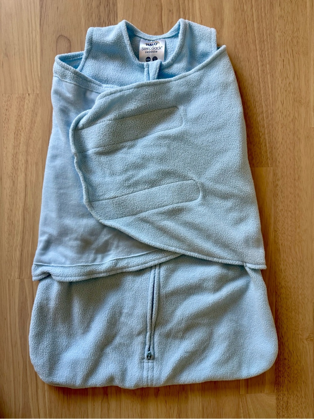 HALO Micro-Fleece Sleepsack, 3-Way Adjustable Swaddle Blanket. Size 0-3 months